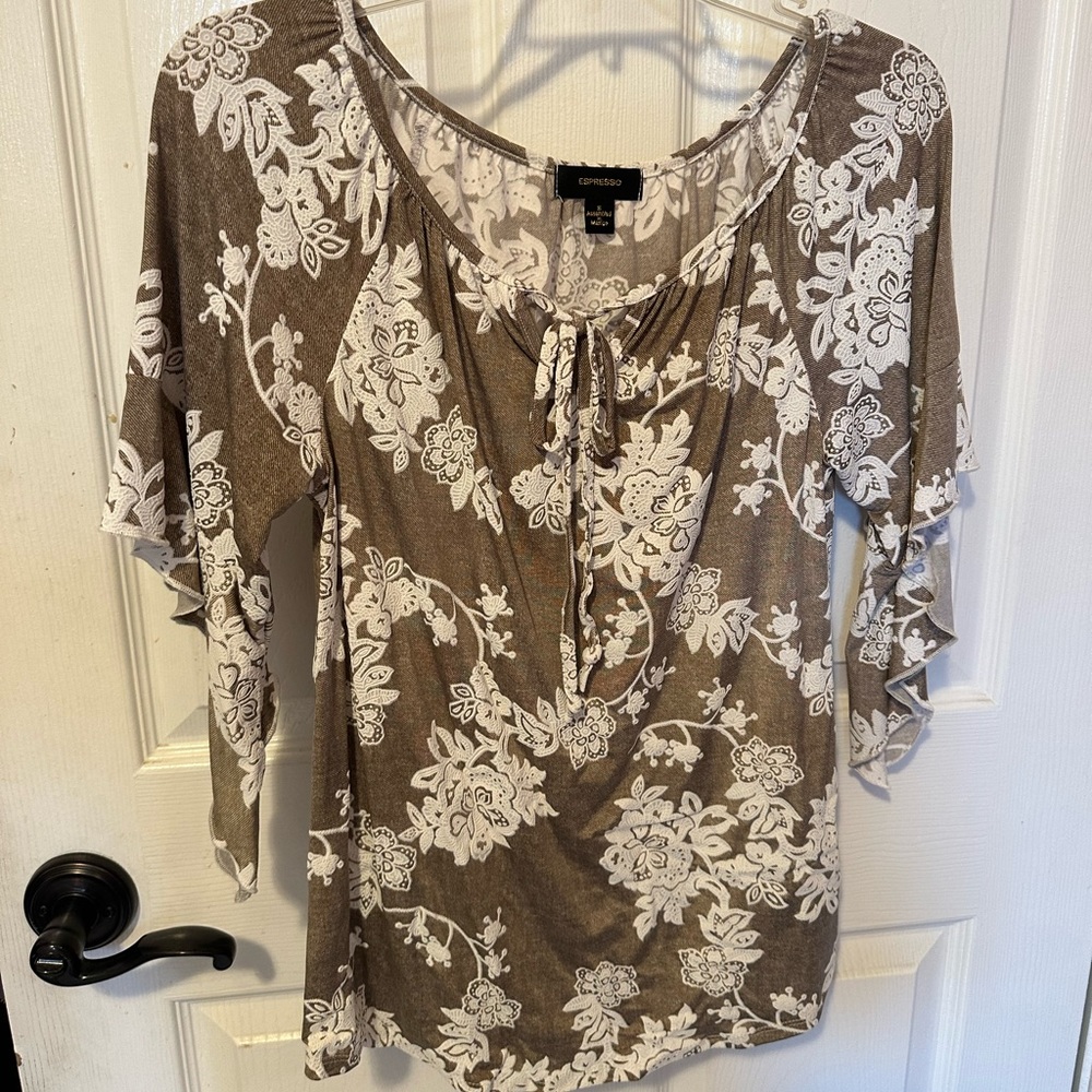 Brown floral long sleeve blouse size small